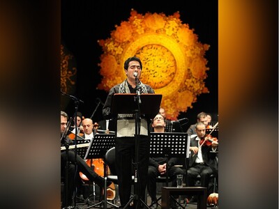 ویدیو/ هماهنگی بی‌نظیر یگان رزم‌نواز دانشگاه  امام حسن مجتبی(ع) در اجرای قطعۀ «ایران من» همایون شجریان