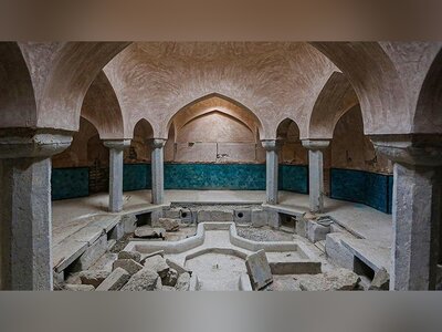 (ویدئو) راز گرم شدن حمام تاریخی شیخ بهایی فاش شد/ یک شمع و مقداری طلا...