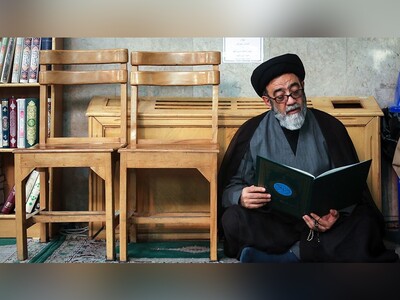 (ویدئو) علاقۀ شهید آیت الله آل‌هاشم به اشعار ترکی استاد شهریار/ حیدربابا دنیا یالان دنیادی...