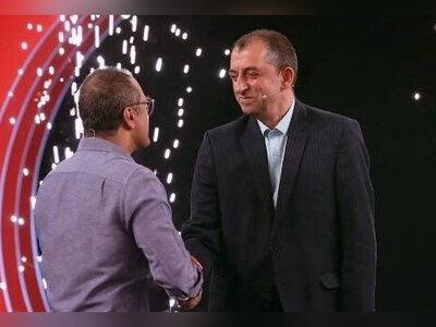 (ویدئو) شوخی جالب مهدی زارع، استاد پژوهشگاه بین‌المللی زلزله، در مورد ایمنی تهران در مقابل زلزله/ اوضاع سه است